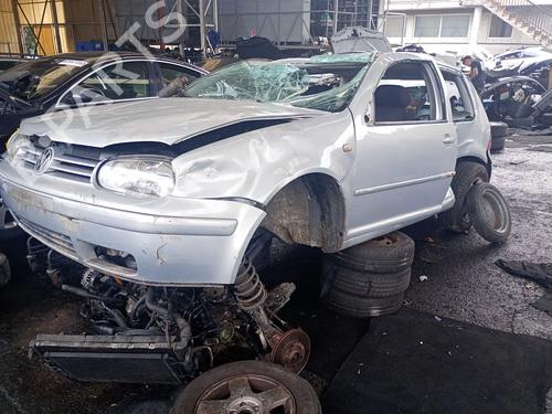 Brugte VW GOLF IV (1J1) 1.6 (100 hp) 4250914