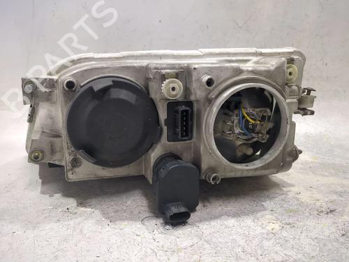 Right headlight VOLVO S40 I (644) 2.0 T | BP29708053C29