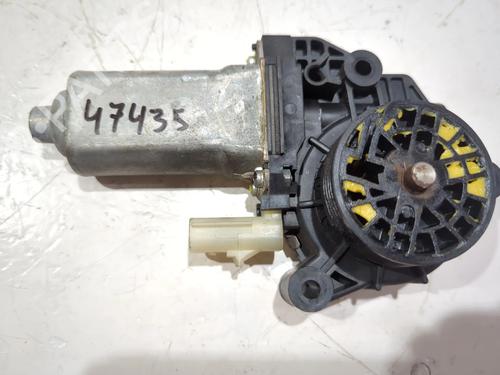 Portierruitmotor linksvoor CHRYSLER PT CRUISER (PT_) 2.2 CRD (121 hp) 26672466