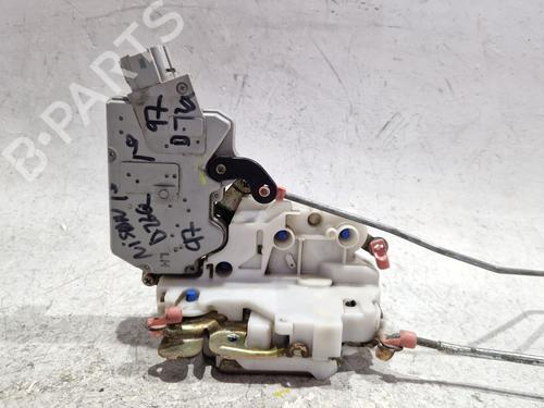 Used Front left lock NISSAN PRIMERA (P10) 2.0 D (75 hp) 30772653