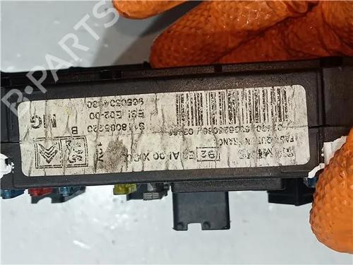 Fuse box PEUGEOT 206 Hatchback (2A/C) 1.4 HDi eco 70 | BP23916083E1 
