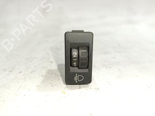 Used Headlight adjuster motor Headlight adjuster motor 37089561 37089561