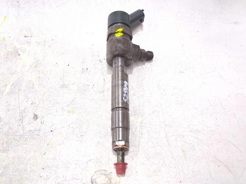 Used Injector FIAT STILO (192_) 1.9 JTD (192_XE1A) (115 hp) 28010655