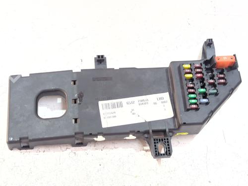 Used Fuse box Fuse box 37088893 37088893