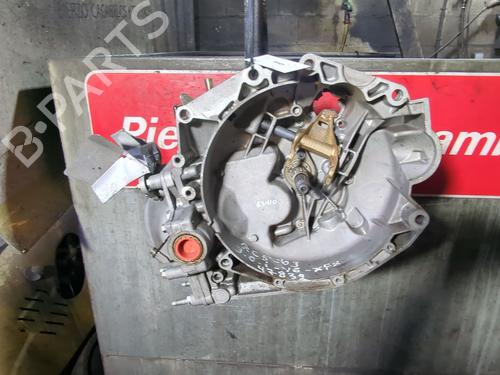 Caja de cambios CITROËN C5 I (DC_) 3.0 V6 (DCXFXC, DCXFXF) (207 hp) 30511986