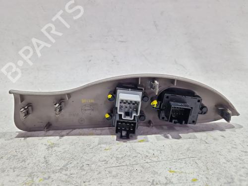 Left front window switch CHRYSLER NEON II 2.0 16V R/T | BP29885111I27