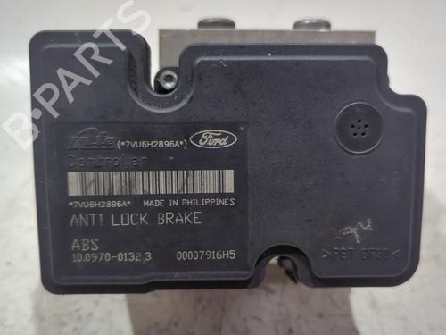 Used ABS pump FORD FIESTA V (JH_, JD_) 1.6 16V (100 hp) 26922008