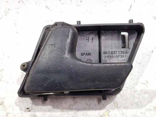 Venstre fortil invendig håndtag SEAT IBIZA II (6K1) 1.9 D (64 hp) 33169803