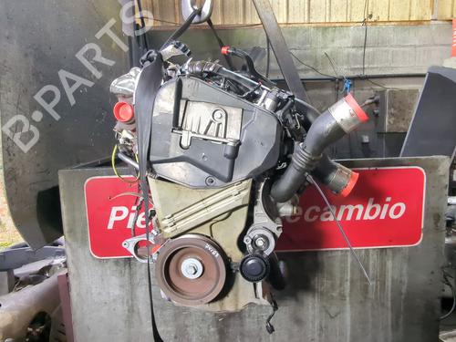 Motor Motor NISSAN NV200 / EVALIA Bus 1.5 dCi 90 (M20, M20M) (90 hp) 33954424 33954424