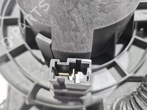 Moteur de chauffage NISSAN PRIMERA Hatchback (P12) 2.0 | BP30830278M62 