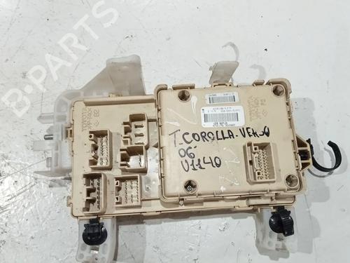 Used Fuse box TOYOTA COROLLA Verso (ZER_, ZZE12_, R1_) 2.0 D-4D (CUR10_, CUR10R) (116 hp) 26673602