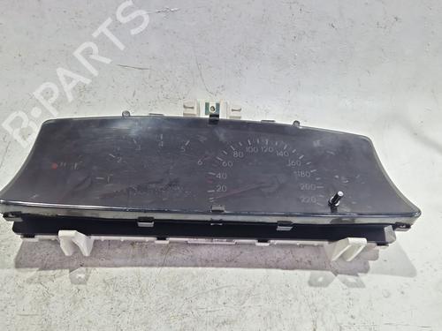 Used Instrument cluster Instrument cluster TOYOTA COROLLA Verso (_E12_) 2.0 D-4D (CDE120_) (116 hp) 32698588 32698588