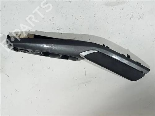 Used Switch NISSAN JUKE (F16_) 1.0 (114 hp) 23919468