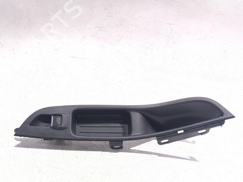 Used Right front window switch FORD FOCUS III 1.6 TDCi (115 hp) 32163494
