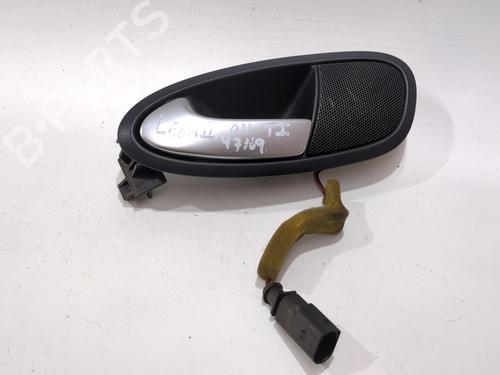 Used Rear left interior door handle SEAT LEON (1P1) 1.6 TDI (105 hp) 26673761