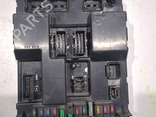 Used Fuse box PEUGEOT 307 (3A/C) 2.0 HDi 110 (107 hp) 23925507