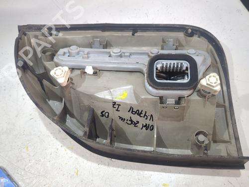 Left taillight OPEL ZAFIRA A MPV (T98) 2.2 DTI 16V (F75) | BP27310697C34 