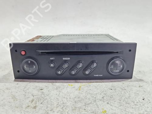 Used Radio RENAULT MEGANE III Combi Van (KZ0/1) 1.5 dCi (110 hp) 29521652
