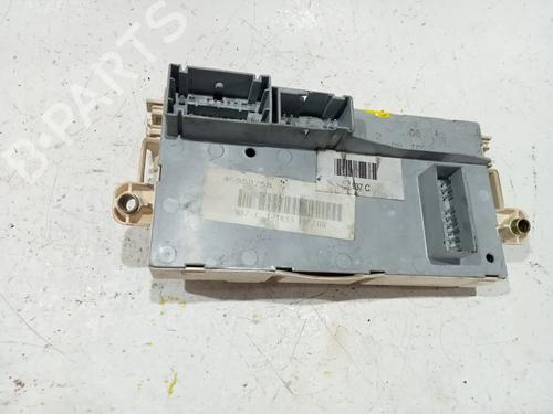 Sikringsdose ALFA ROMEO 147 (937_) 1.9 JTD (937.AXD1A, 937.BXD1A, 937.AXV1A, 937.BXB1A,... (115 hp) 27307830