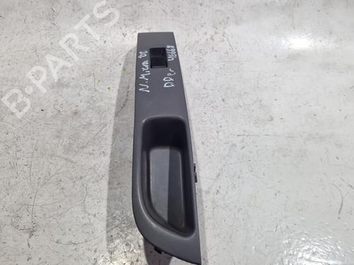 Used Front right interior door handle Front right interior door handle NISSAN MICRA III (K12) 1.2 16V (80 hp) 34157777 34157777
