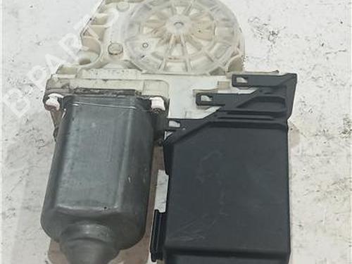 Used Left front window motor VW GOLF IV (1J1) 1.4 16V (75 hp) 23911912
