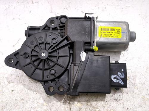 Used Right front window motor HYUNDAI i30 Coupe 1.6 CRDi (128 hp) 32844189