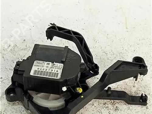 Used Electronic module OPEL VECTRA C (Z02) 2.0 DTI 16V (F69) (101 hp) 23909889