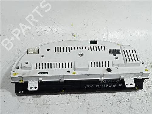 Instrument cluster SSANGYONG REXTON / REXTON II (GAB_) 2.7 Xdi | BP23916549C47 