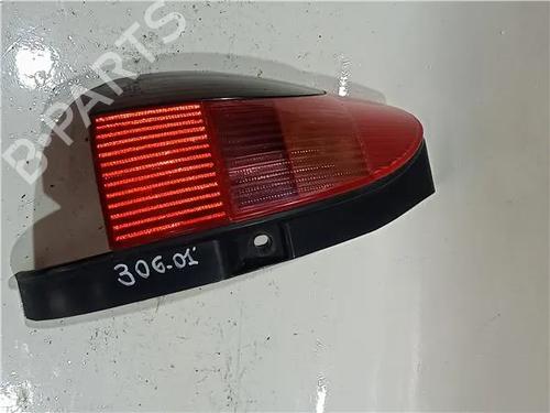 Used Left taillight PEUGEOT 306 Hatchback (7A, 7C, N3, N5) 1.9 DT (90 hp) 23922691