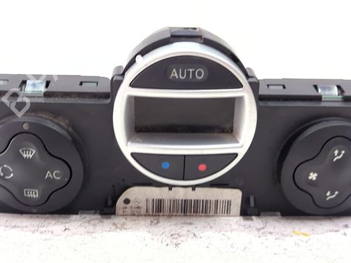 climate-control-renault-clio-iii-br01-cr01-2005-2006-2007-2008-2009-2010-2011-2012-2013-2014-37694626 main image