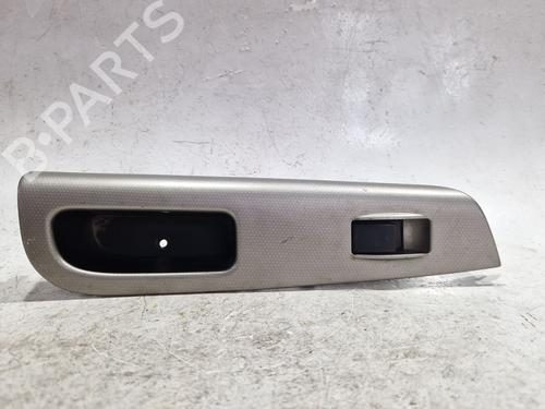 Used Right front window switch Right front window switch TOYOTA COROLLA (_E12_) 2.0 D-4D (CDE120_, CDE120R) (90 hp) 34186081 34186081