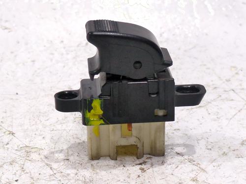 Used Right rear window switch Right rear window switch HYUNDAI ACCENT II (LC) 1.5 CRDi (82 hp) 32722317 32722317