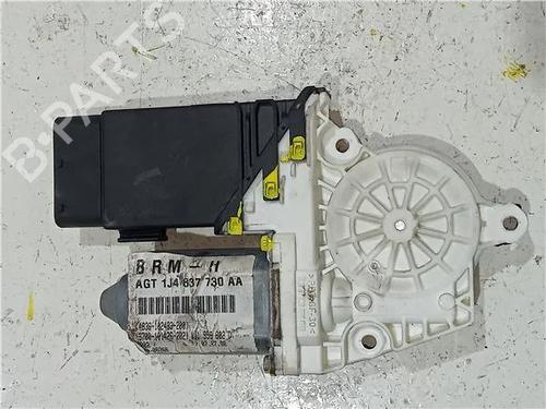 Rudehejsemotor forskærm højre VW GOLF IV (1J1) 1.4 16V (75 hp) 23923524