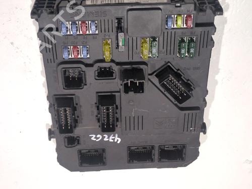 Used Fuse box PEUGEOT 407 SW (6E_, 6D_) 2.2 HDi 170 (170 hp) 26673990