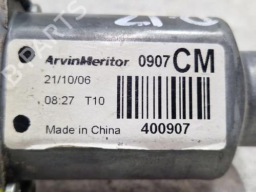 Left front window motor HYUNDAI SANTA FÉ II (CM) 2.2 CRDi | BP29383801E21 