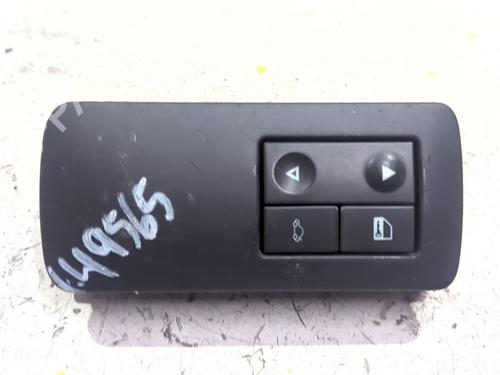 Used Right front window switch Right front window switch OPEL SIGNUM Hatchback (Z03) 3.0 V6 CDTI (F48) (177 hp) 39951135 39951135
