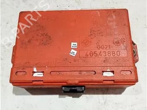 Styringsenhed belysning LANCIA LYBRA SW (839_) 2.0 20V (839BXC11, 839BXC1A) (154 hp) 23929038