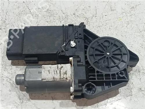 Right front window motor VW PASSAT B5 (3B2) 1.9 TDI | BP23913873E20