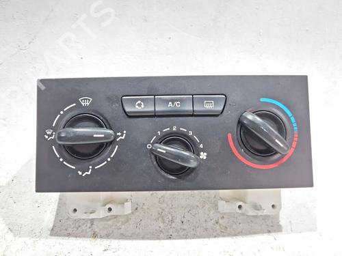 Airco bedieningspaneel CITROËN C4 Coupe (LA_) 1.6 16V (109 hp) 30936324