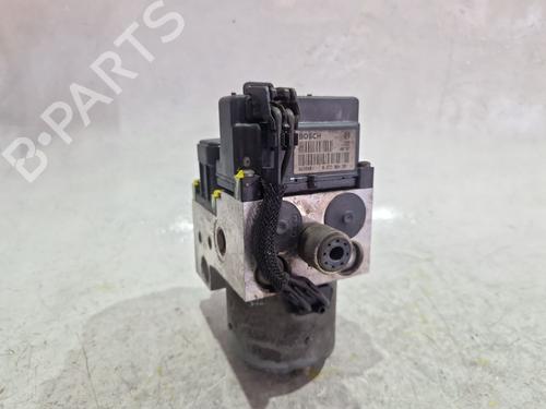abs-pump-audi-a4-b5-8d2-1994-1995-1996-1997-1998-1999-2000-2001-34006214 main image