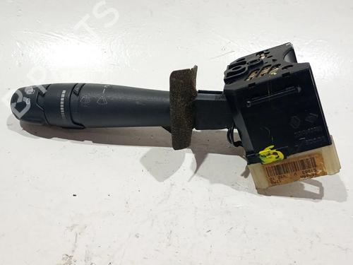 Used Steering column stalk RENAULT LAGUNA I (B56_, 556_) 1.9 dTi (B56J) (98 hp) 25626530