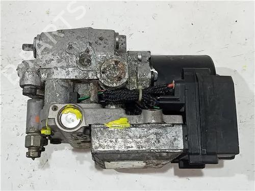 Used ABS pump FORD MONDEO III Turnier (BWY) 3.0 V6 24V (204 hp) 23919982