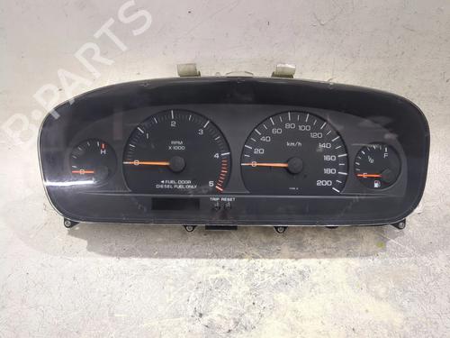 Used Instrument cluster CHRYSLER VOYAGER / GRAND VOYAGER III (GS_, NS_) 2.5 TD (116 hp) 29708034