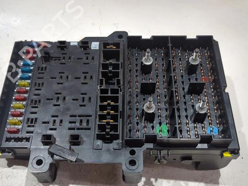 Used Fuse box CHRYSLER GRAND VOYAGER III VAN (GS) 2.5 TD (116 hp) 26953332