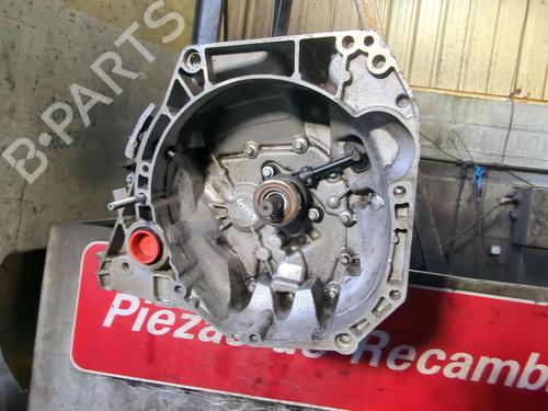Used Gearbox Gearbox DACIA LOGAN MCV II 1.5 Blue dCi 95 (K8JL) (95 hp) 32529876 32529876