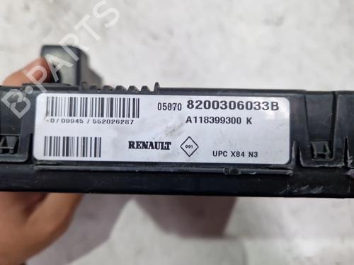 Fuse box RENAULT MEGANE II (BM0/1_, CM0/1_)  | BP29525639E1 