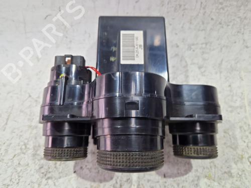 Climate control KIA CARENS I MPV (FC, FJ) 2.0 CRDi | BP30526674I5