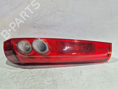 Used Right taillight FORD FIESTA V (JH_, JD_) 1.4 TDCi (68 hp) 30787606