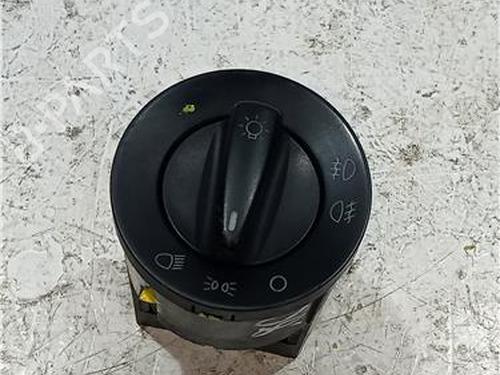 Used Switch SKODA FABIA I Combi (6Y5) 1.4 TDI (80 hp) 23911905