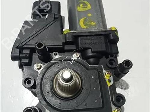 Vindusheismotor høyre foran AUDI A3 (8L1) 1.9 TDI (110 hp) 23912203